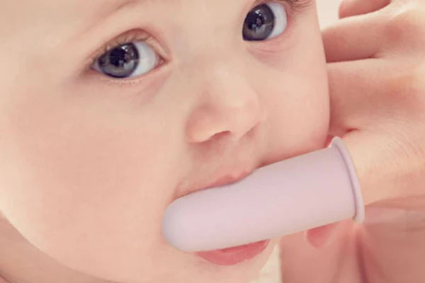 Silicone Finger Toothbrush with Case – Powder Pink